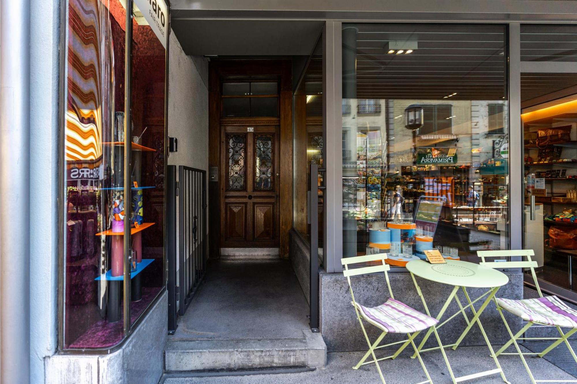 Historische Wohnung Im Herzen Der Thuner Altstadt Luaran gambar