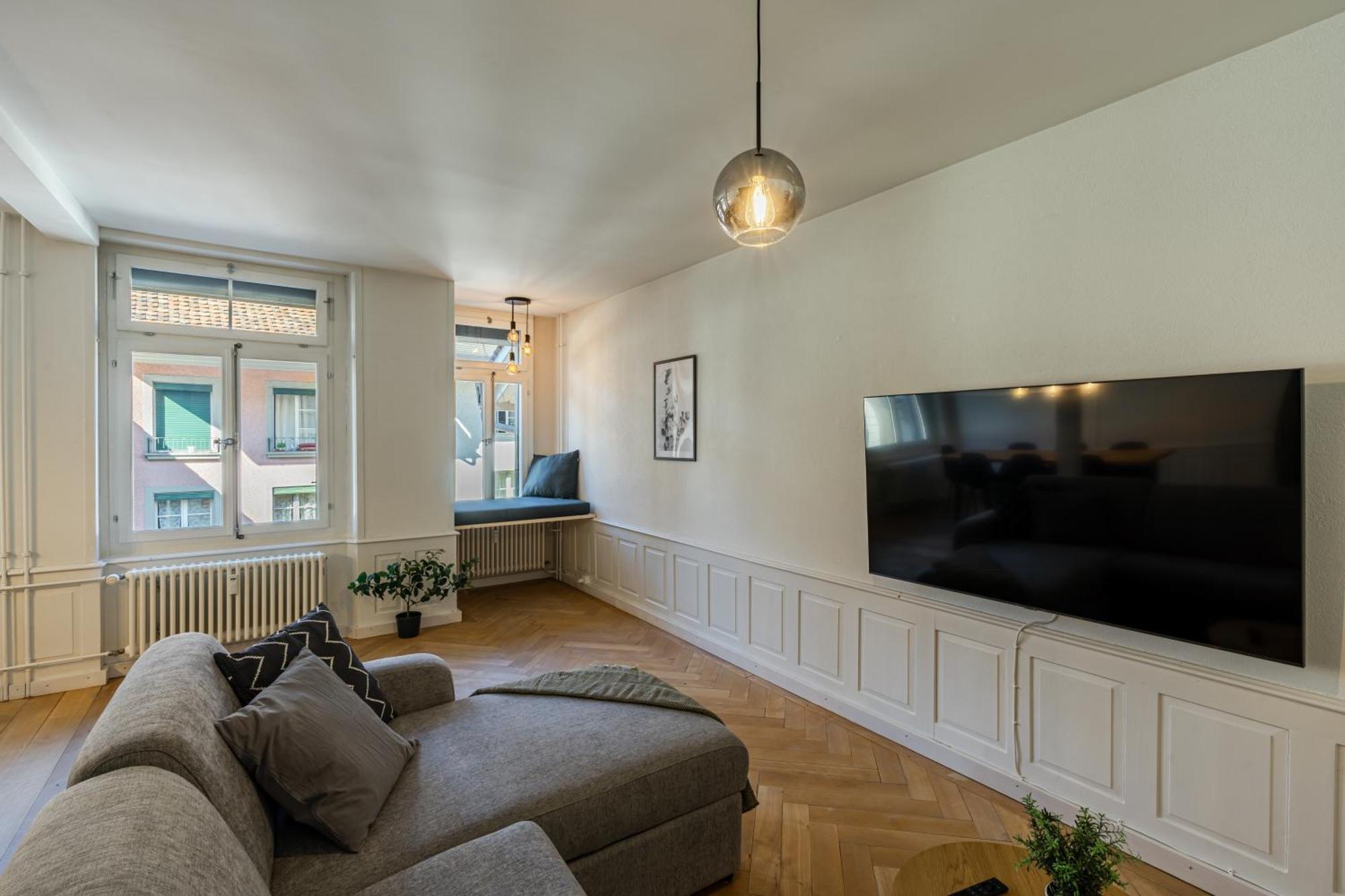Historische Wohnung Im Herzen Der Thuner Altstadt Luaran gambar